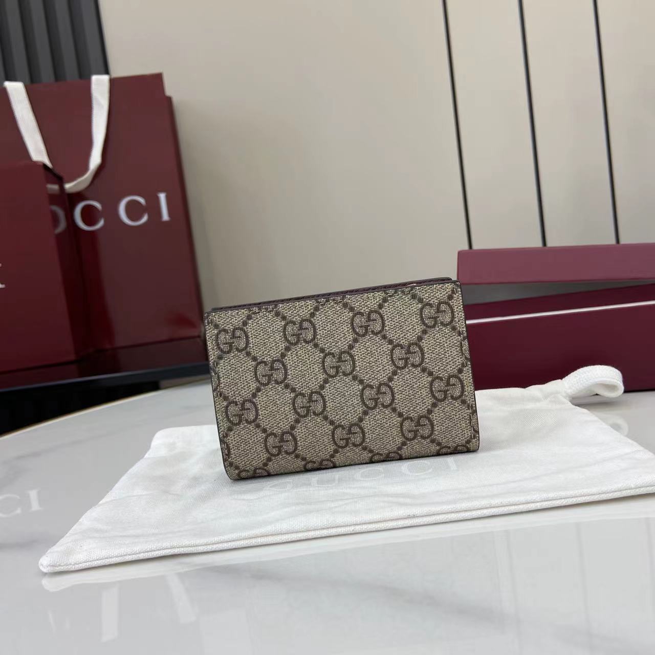 Портмоне Gucci с логотипом GG