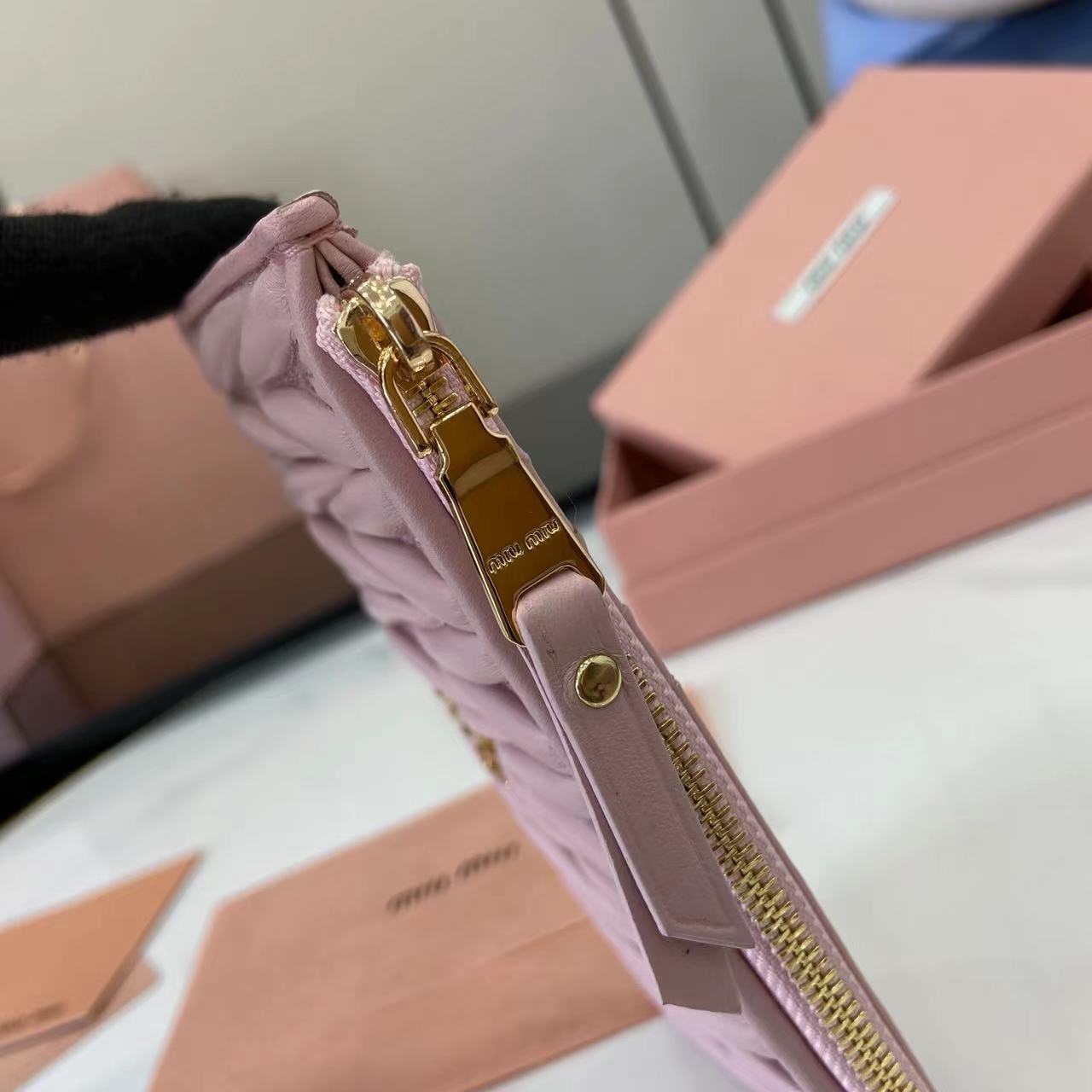 Miu Miu Matelasse Lambskin Leather Pocket Wallet Card Holder - Pink 8 i1749277149211 8157 0 6