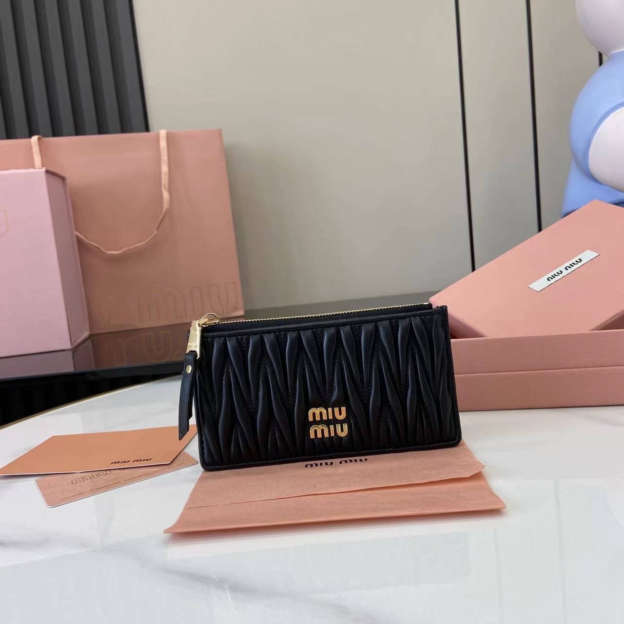 Miu Miu Pocket Wallet Lambskin Matelassé Card Holder - Black 2 i1749277207867 3868 0 0