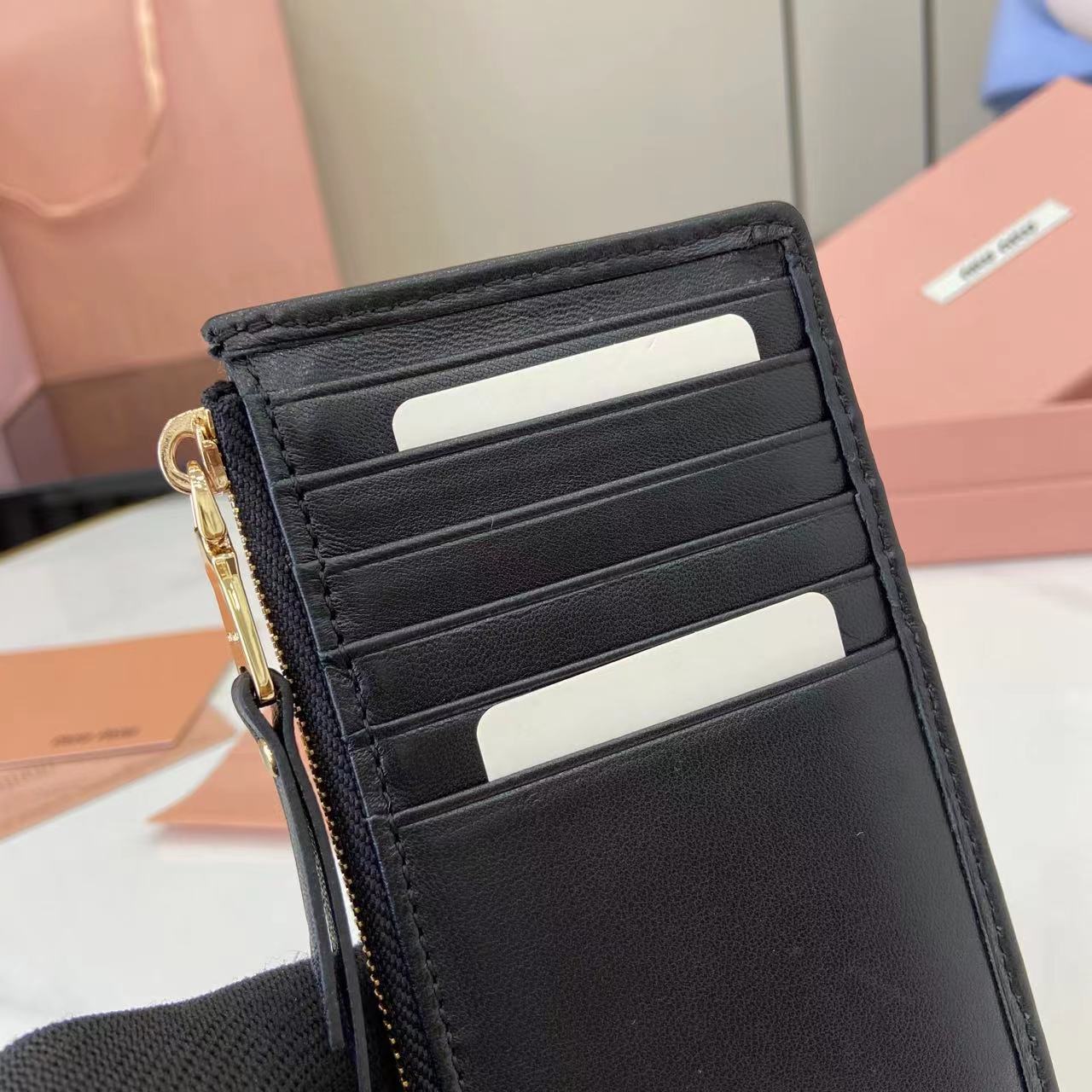 Miu Miu Pocket Wallet Lambskin Matelassé Card Holder - Black 8 i1749277212884 8025 0 6