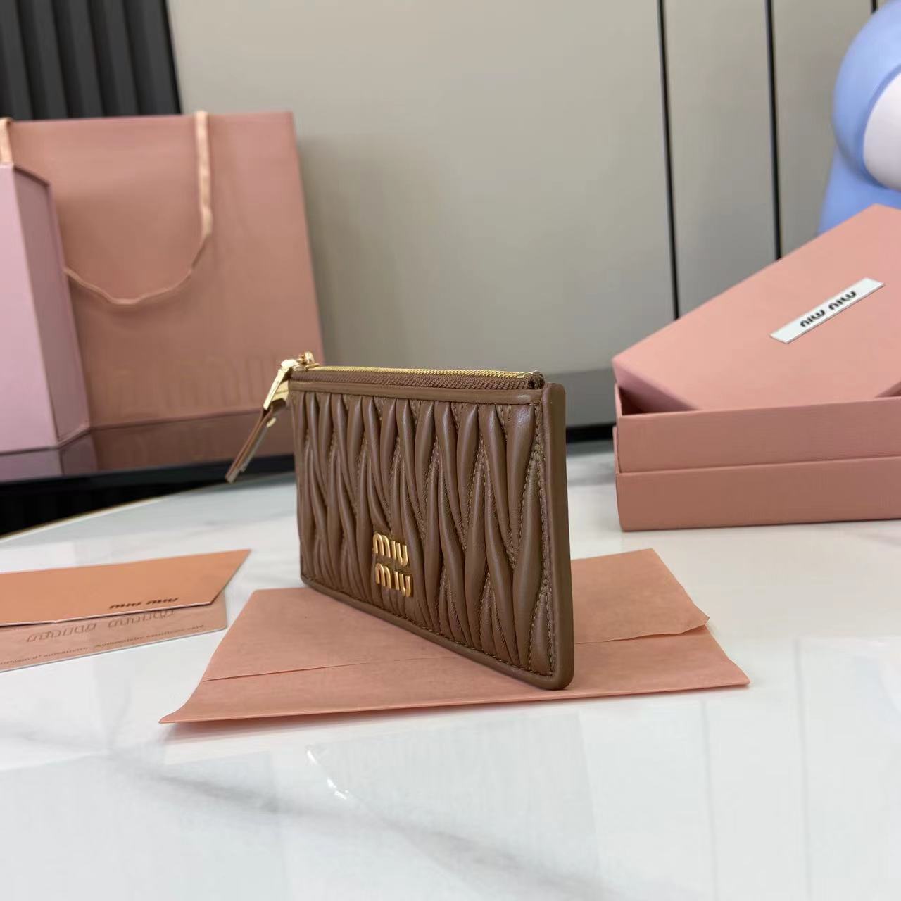 Miu Miu Caramel Leather Pocket Wallet Card Holder - Lambskin Matelasse 7 i1749277229753 6815 0 5