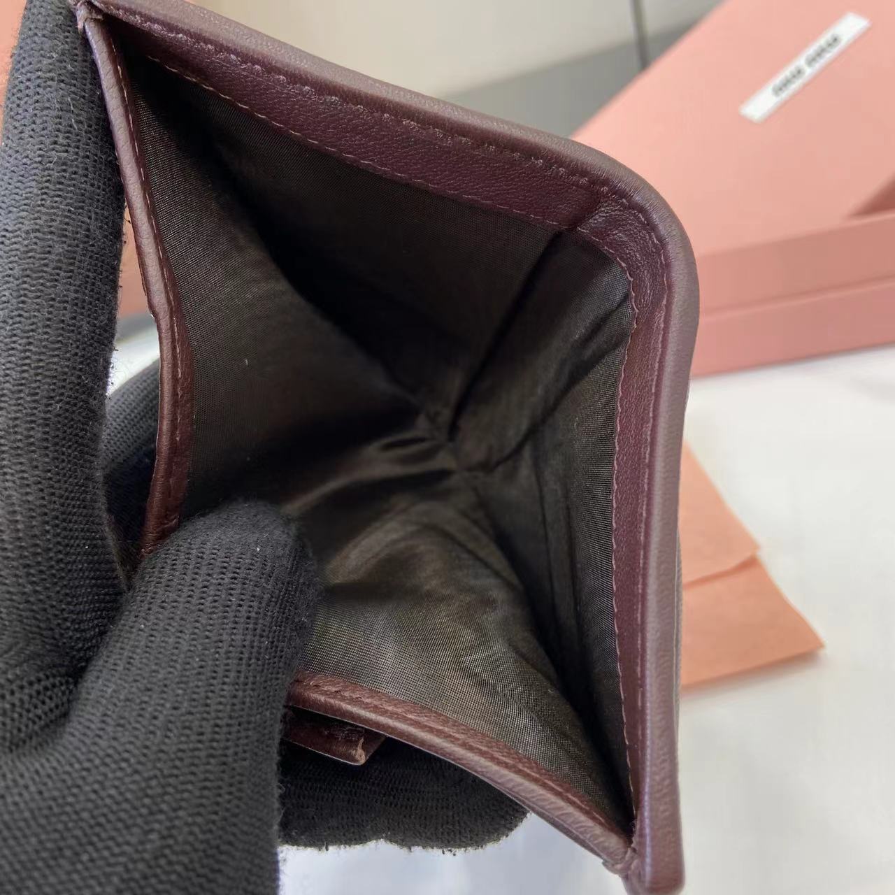 Pocket Wallet Small Leather Bifold Clutch with Snap Closure-Compact & Stylish 10 i1749277302243 5685 0 8