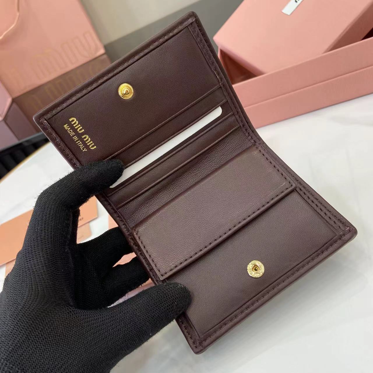 Pocket Wallet Small Leather Bifold Clutch with Snap Closure-Compact & Stylish 8 i1749277303128 108 0 6