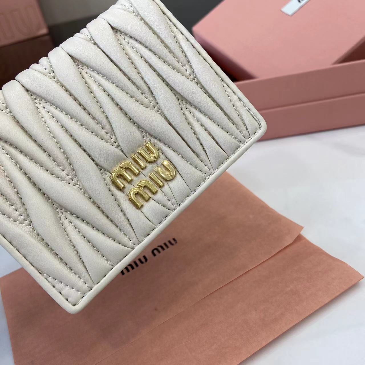 Pocket Wallet Lambskin Leather Card Holder Small Wallet - White 6 i1749277329287 2677 0 4