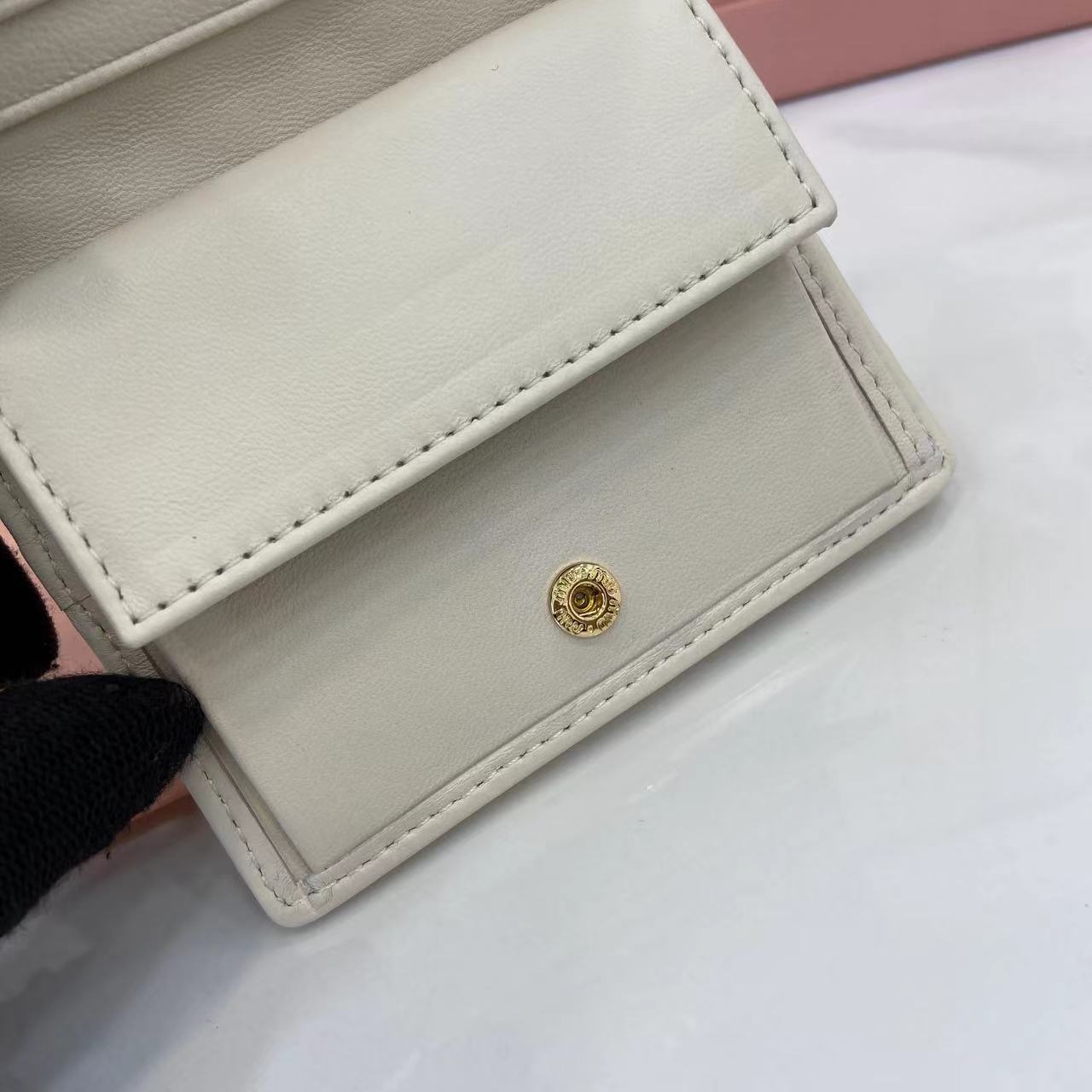 Pocket Wallet Lambskin Leather Card Holder Small Wallet - White 11 i1749277329287 4013 0 9
