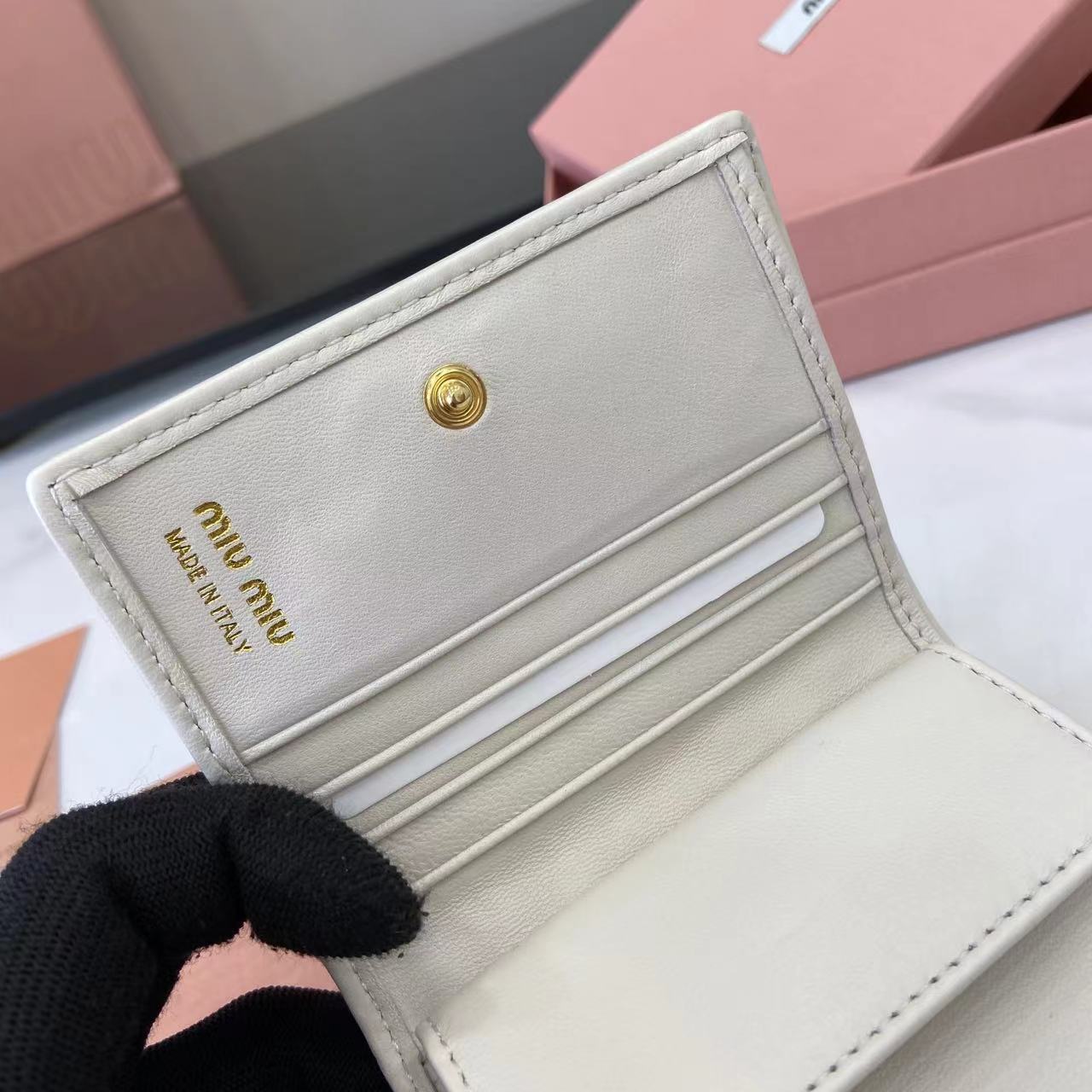 Pocket Wallet Lambskin Leather Card Holder Small Wallet - White 9 i1749277331224 4407 0 7