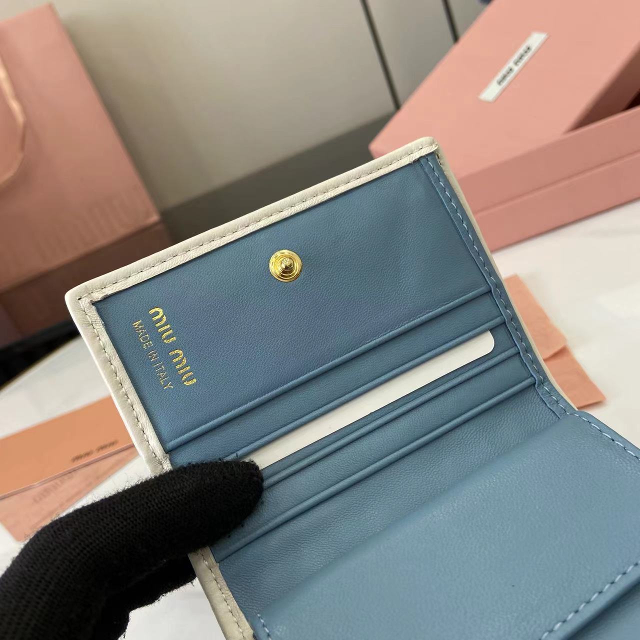 Pocket Wallet Lambskin Leather Small Wallet Card Holder - Light Blue 9 i1749277395829 1081 0 7