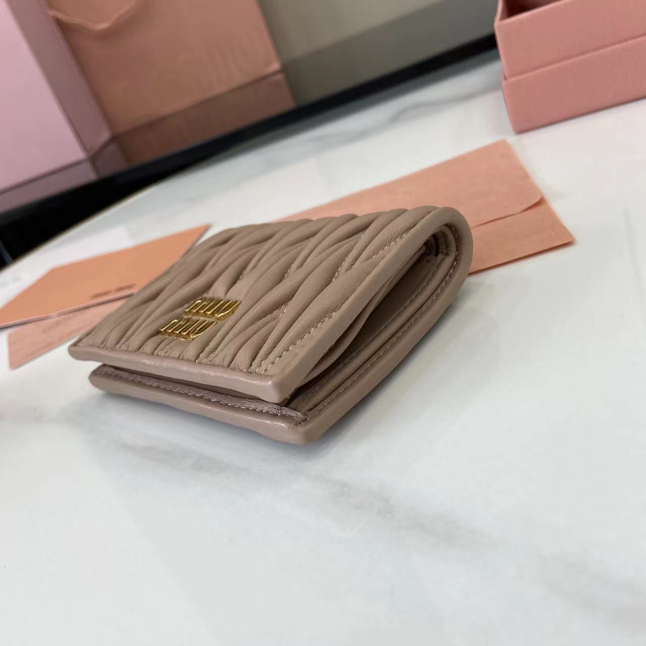 Pocket Wallet Lambskin Leather Small Wallet - Compact & Stylish 7 i1749277423037 3418 0 5