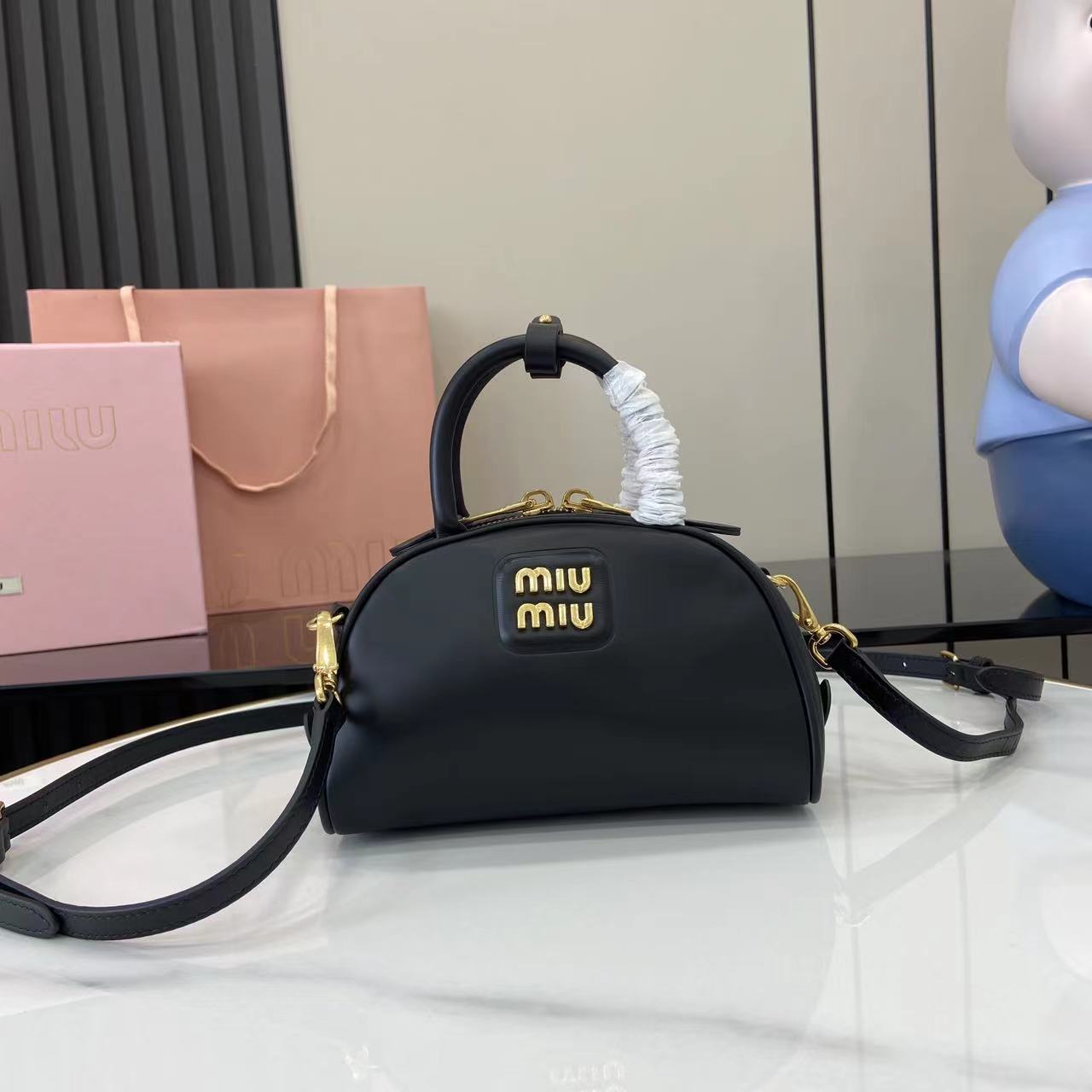 Miu Miu IVY Black Leather Handbag - Chic & Compact, Model 5BC085 2 i1749623740660 1513 0 0