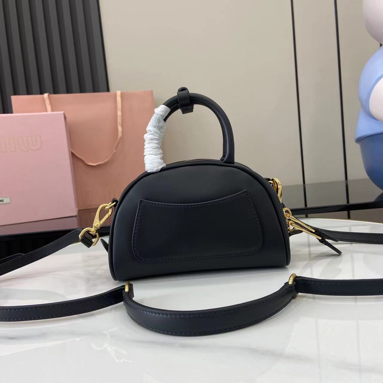 Miu Miu IVY Black Leather Handbag - Chic & Compact, Model 5BC085 4 i1749623743951 428 0 2
