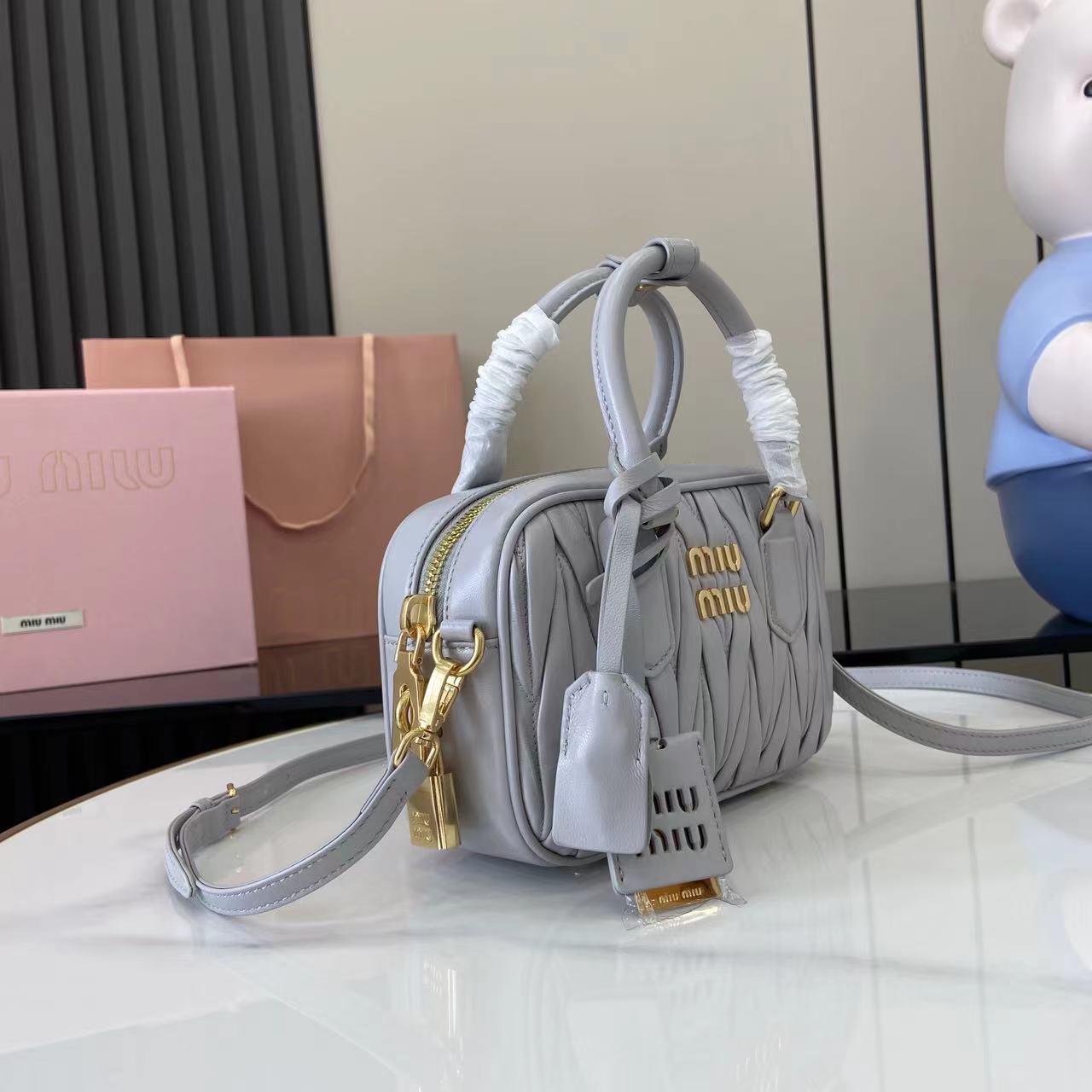 Miu Miu Arcadia Matelassé Leather Bowling Bag - Light Pink & Pearl Gray 3 i1749623826389 4469 0 1