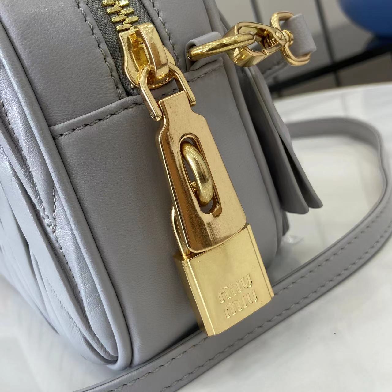 Miu Miu Arcadia Matelassé Leather Bowling Bag - Light Pink & Pearl Gray 7 i1749623826741 964 0 5