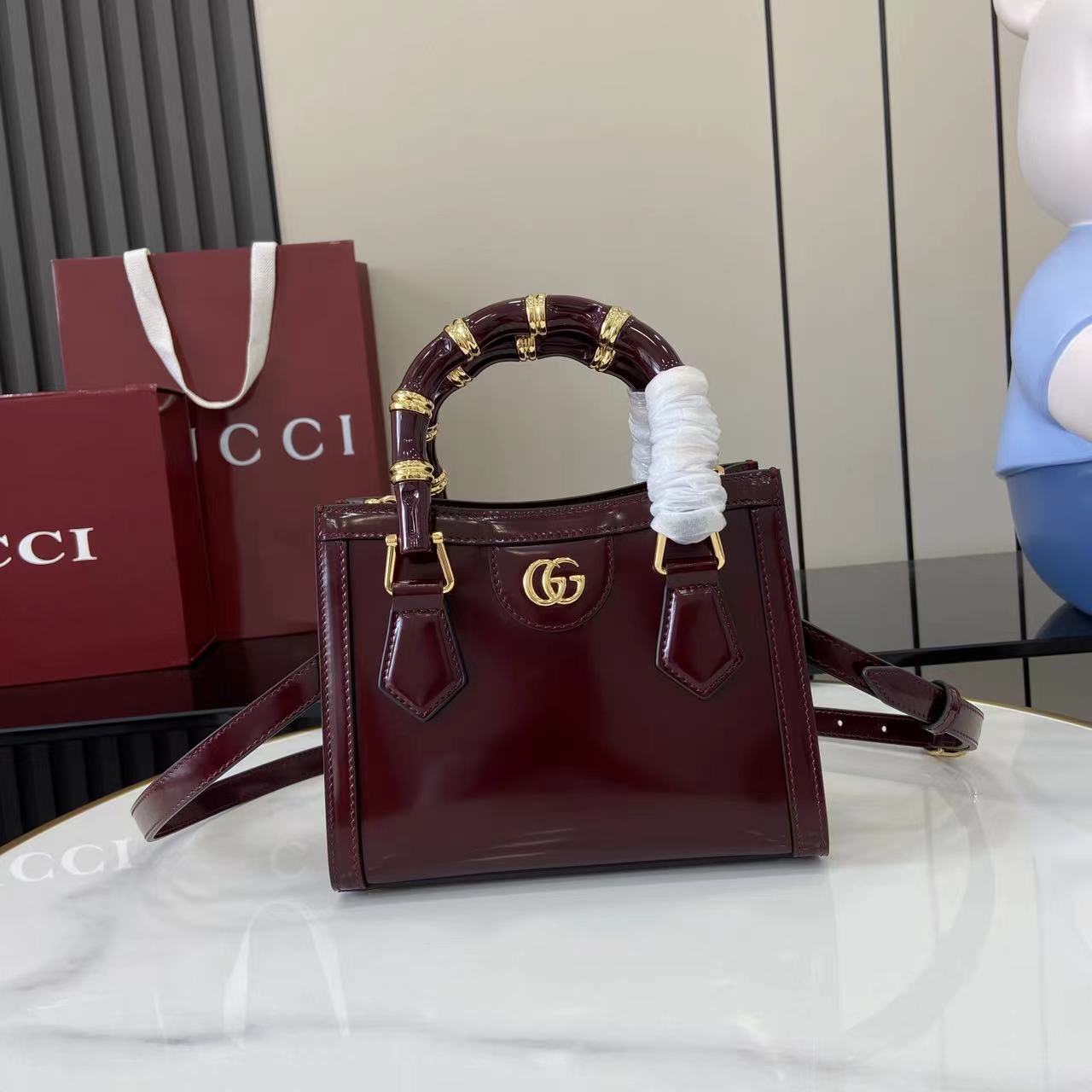 Сумка Gucci с бамбуковой ручкой