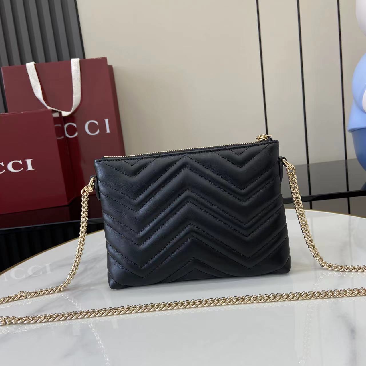 Gucci Marmont Black Leather Chain Wallet Bag - Iconic Design 4 i1750672781171 7837 0 2