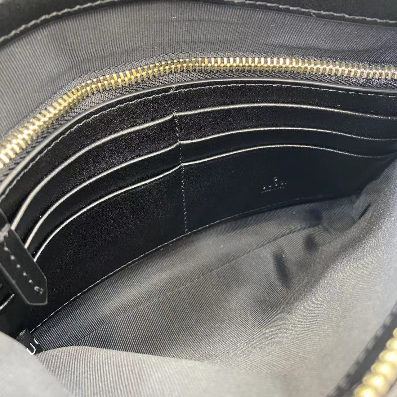 Gucci Marmont Black Leather Chain Wallet Bag - Iconic Design 10 i1750672783839 7984 0 8