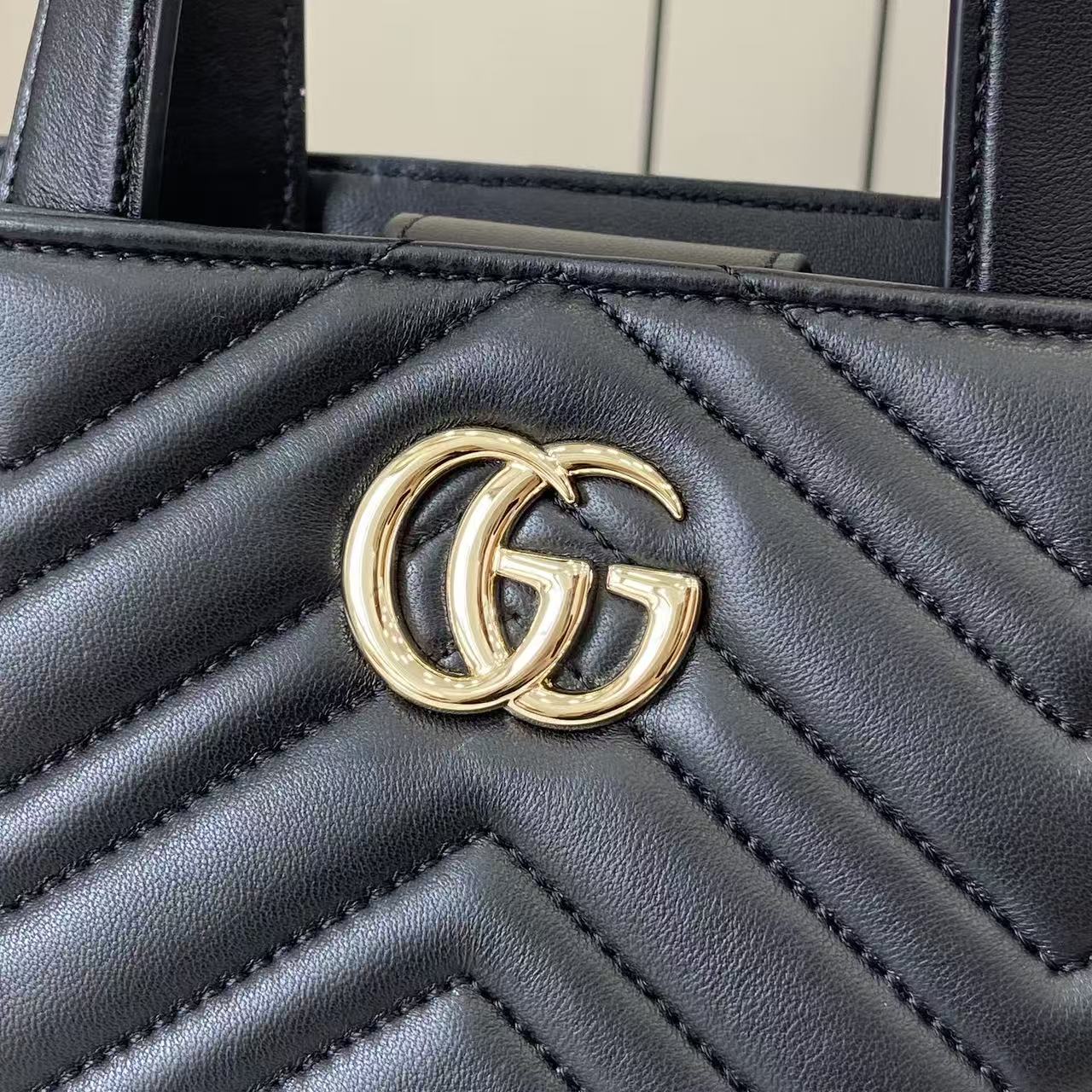 Gucci Marmont Black Leather Tote Bag with Chain Strap - Versatile Design 6 i1755852754246 5985 0 4