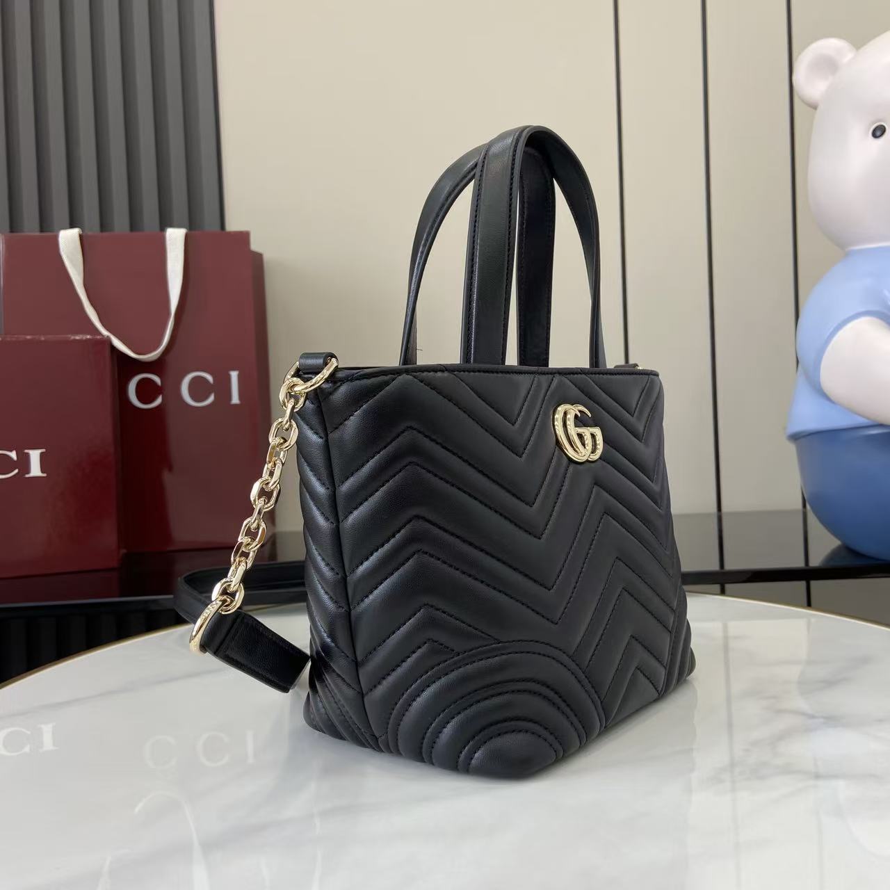 Gucci Marmont Black Leather Tote Bag with Chain Strap - Versatile Design 3 i1755852756702 4487 0 1