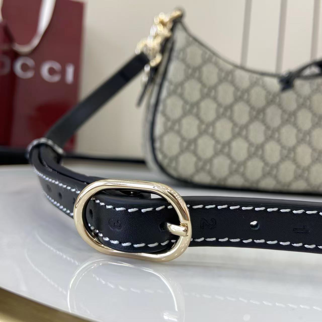 Gucci Emblem Beige & Dark Brown Shoulder Bag with Chain Strap - Style 847447 12 i1756827985000 4299 0 10