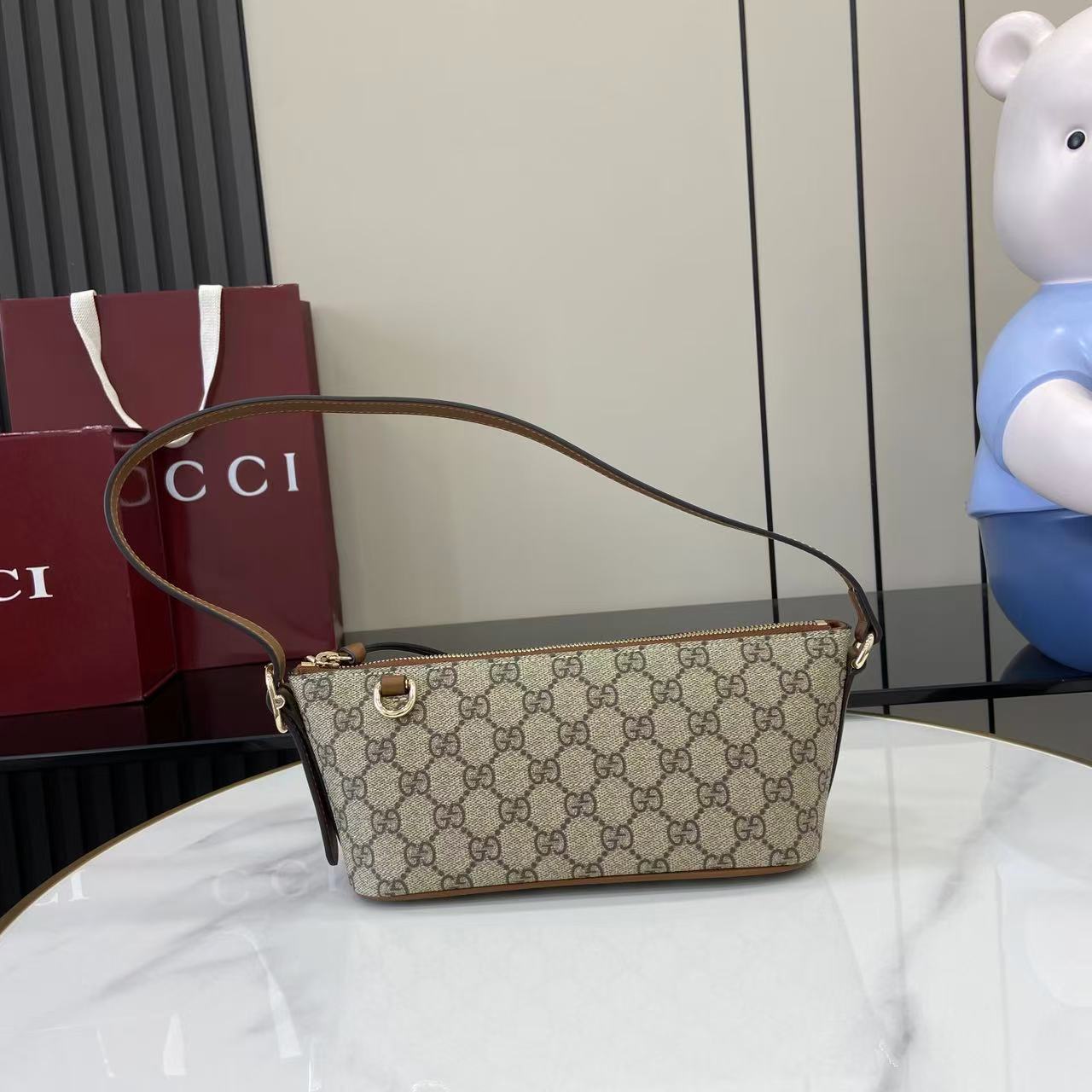 Gucci Emblem Small Shoulder Bag Beige and Dark Brown, Gucci Letter Pattern 2 i1756828195333 5075 0 0