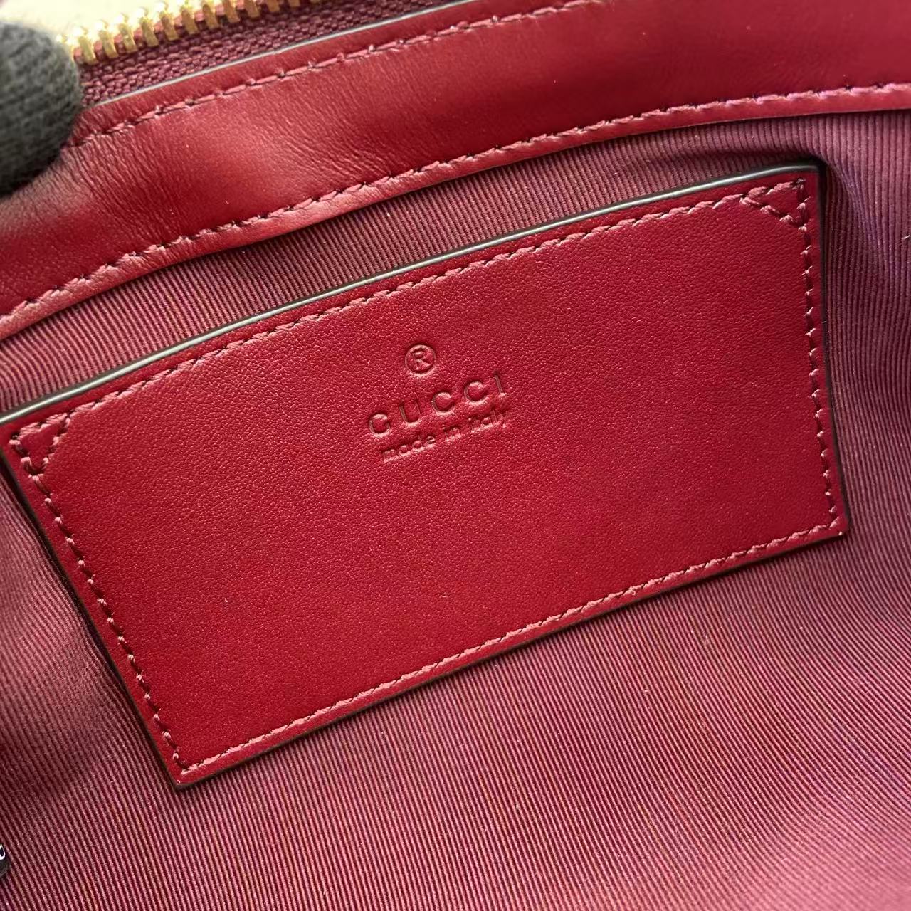 Gucci Marmont Small Shoulder Bag in Red Leather with Gold-Tone Hardware 9 i1756828577566 2669 0 8