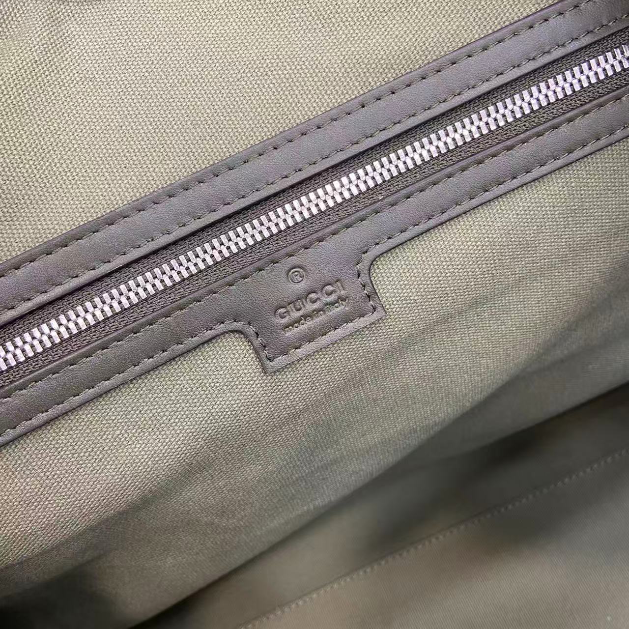 Gucci Medium Duffle Bag in Green Gucci Letter Pattern Coated Fabric 9 i1757139513930 1679 0 8