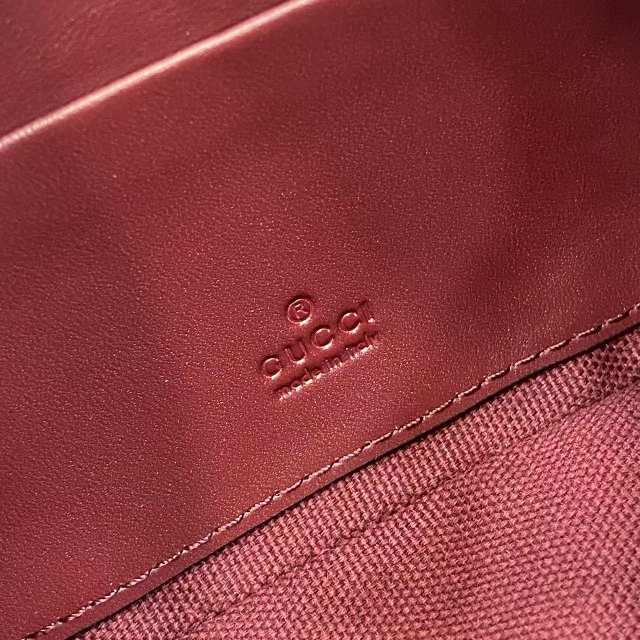 Gucci Emblem Small Shoulder Bag - Embossed Leather, Gold Chain Strap 10 i1757313218850 8316 0 8