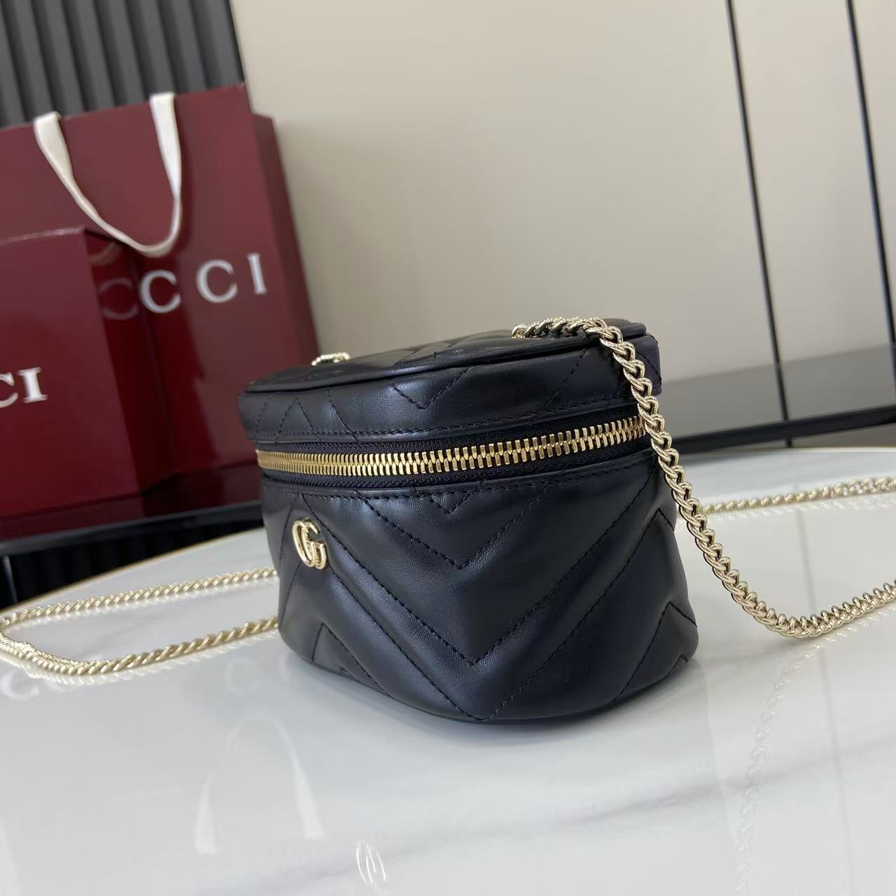 Gucci Marmont Chain Cosmetic Bag - Black Quilted Leather, 15cm 7 i1757575846956 3427 0 5