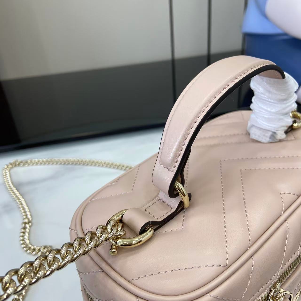 Gucci Marmont Pink Leather Chain Cosmetic Bag - Classic & Elegant 12 i1757745929918 521 0 10