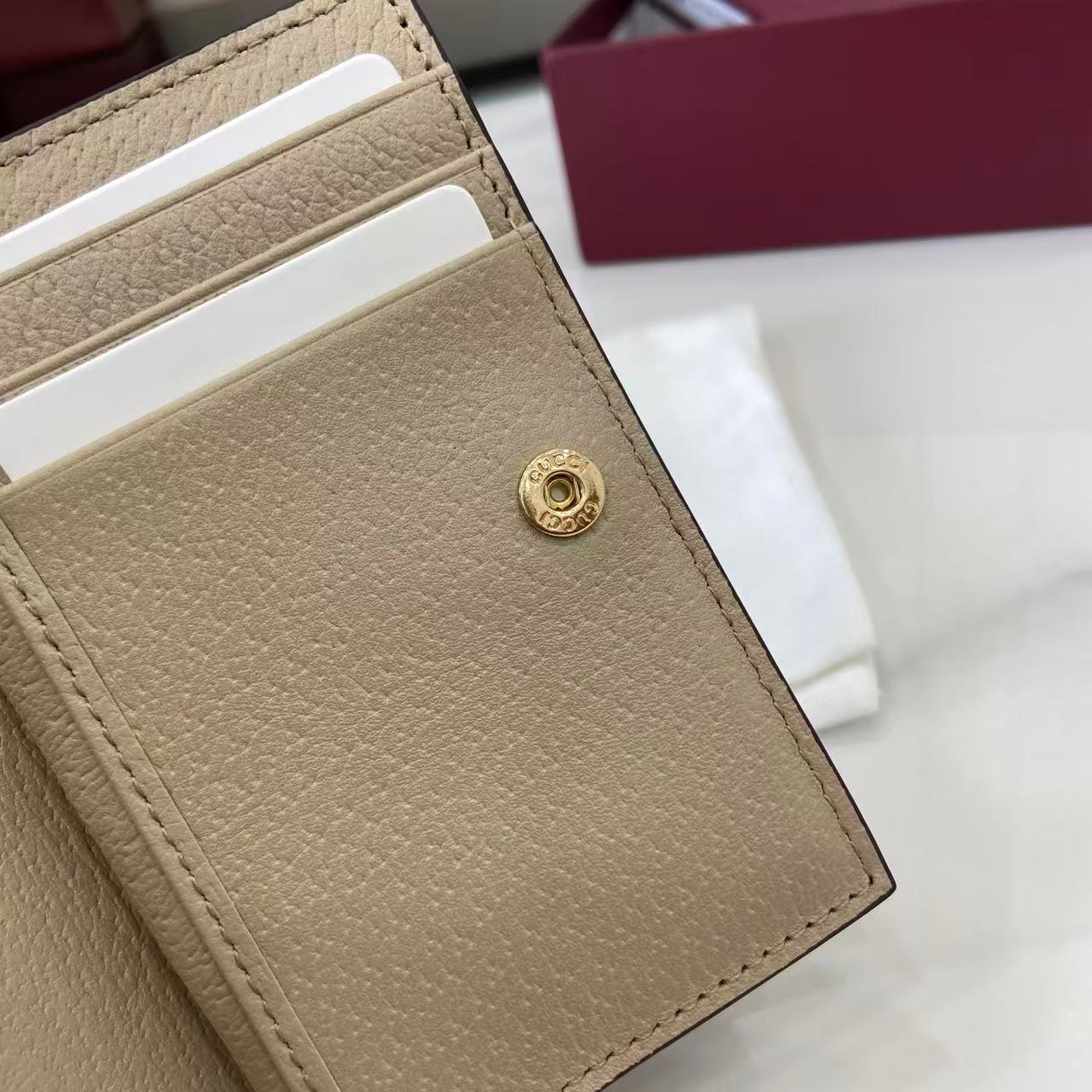 Gucci Marmont Beige Supreme Canvas Card Case Wallet with Double G Hardware 12 i1757929812194 8192 0 10
