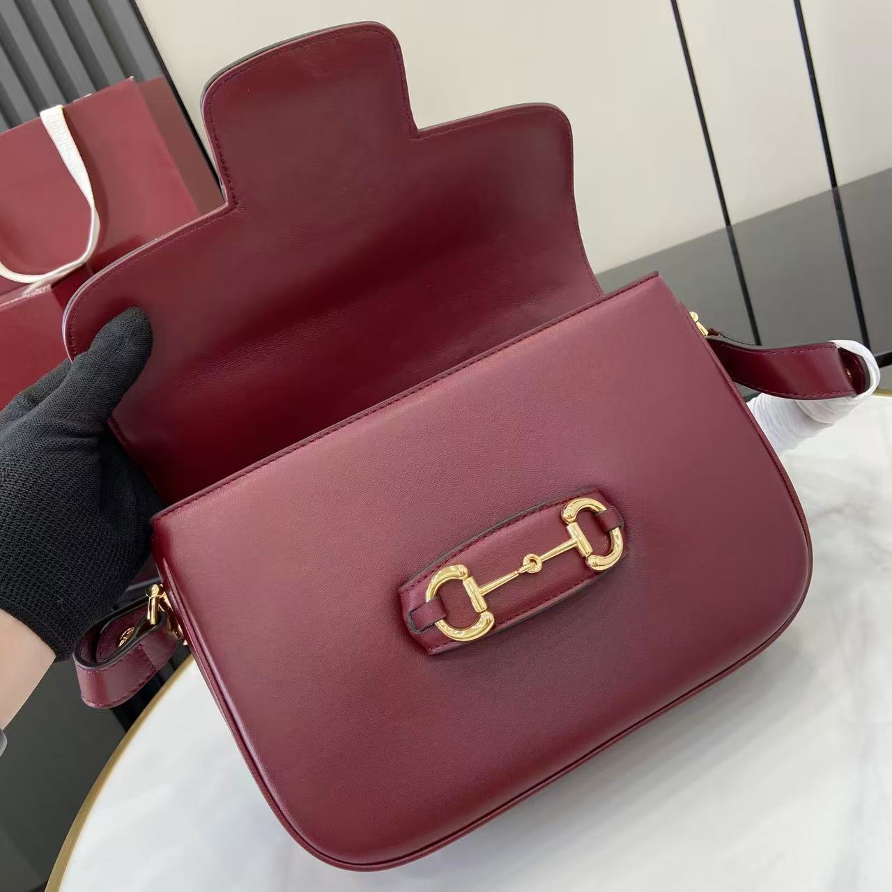 Gucci Horsebit 1955 Red Leather Shoulder Bag - Elegant & Timeless Design 8 i1760528114362 5281 0 6