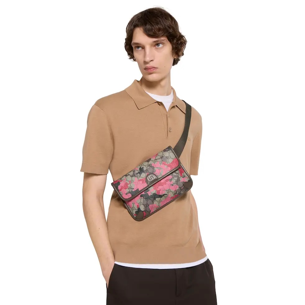 Gucci GG Supreme with pink red camo crossbody
