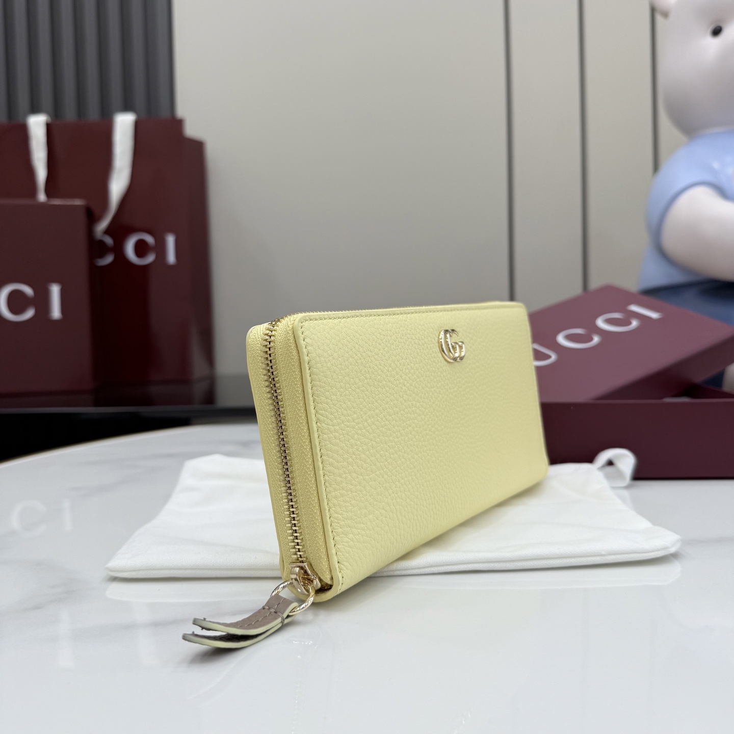 Портмоне Gucci желтое с логотипом GG