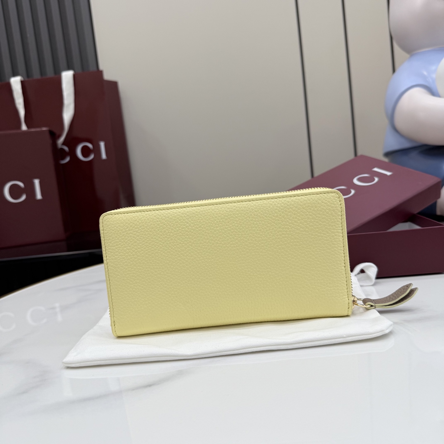 Портмоне Gucci желтое с логотипом GG