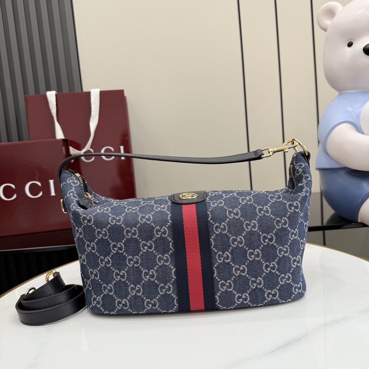 Сумка кросс-боди Gucci с принтом GG
