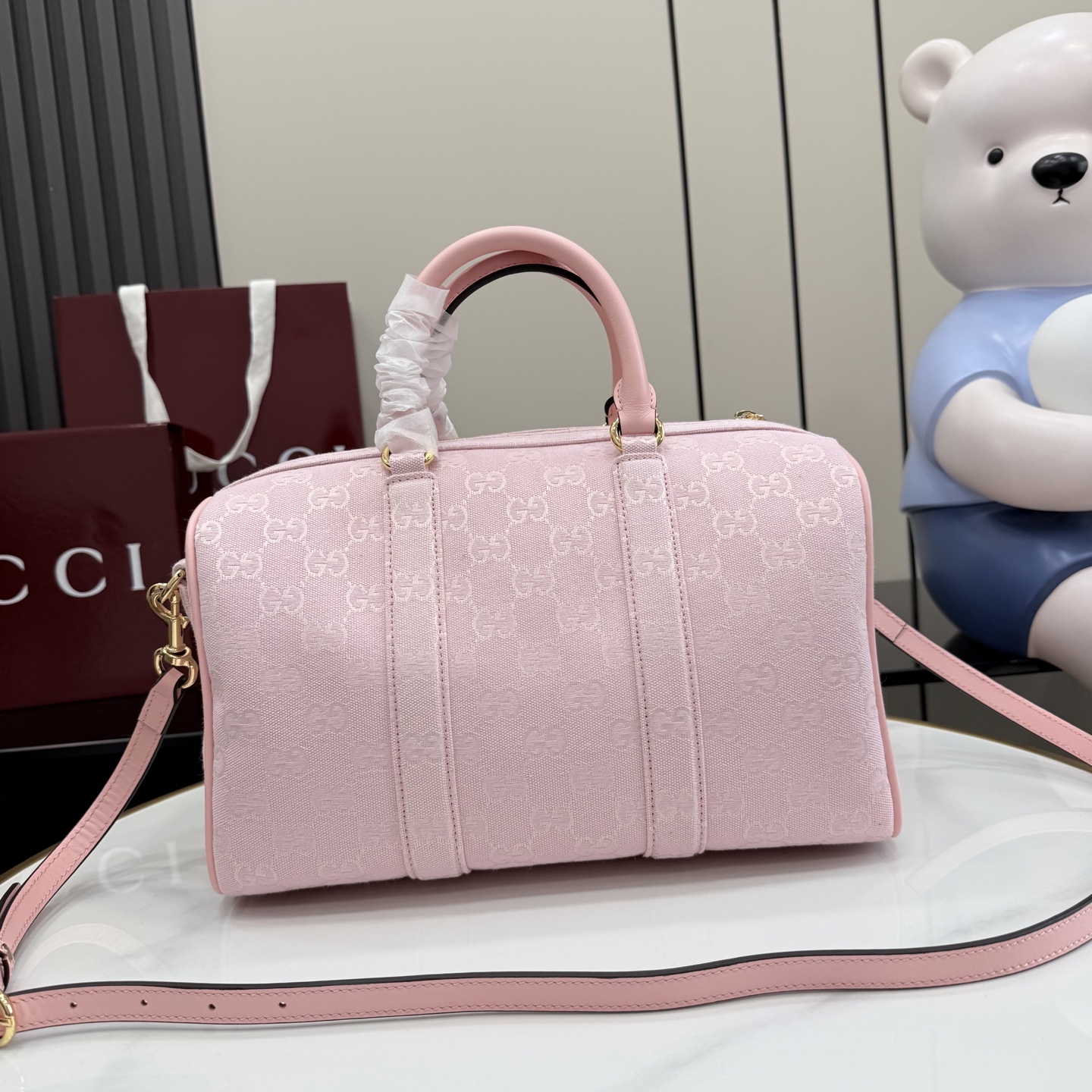 Сумка Gucci розовая с монограммой
