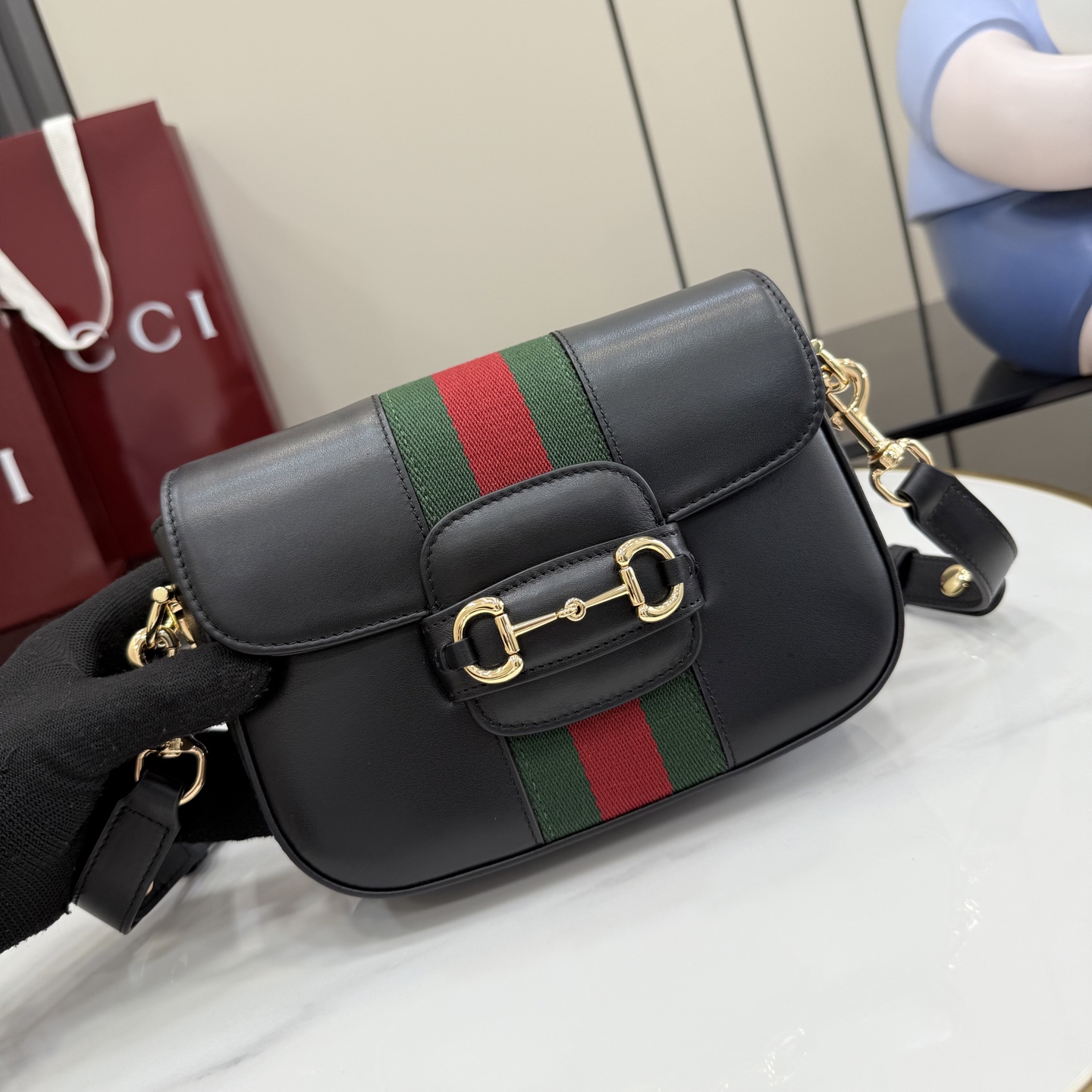 Gucci 2026春夏系列全新上市 Gucci Horsebit 1955 系列手袋以柔软流畅的廓形演绎