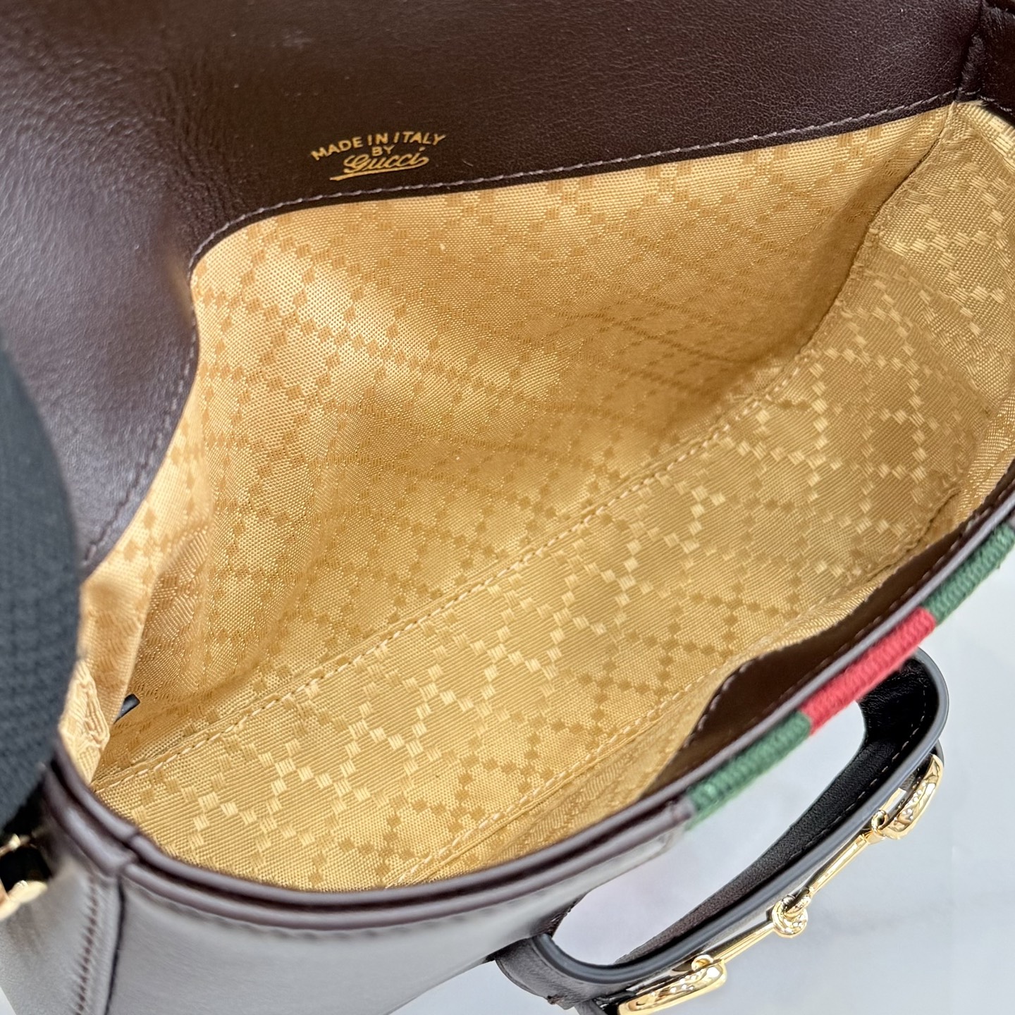 Gucci 2026春夏系列全新上市 Gucci Horsebit 1955 系列包袋呈现柔韧雅致的廓形