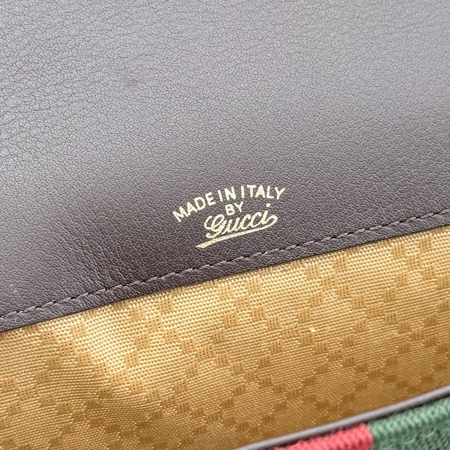 Gucci 2026春夏系列全新上市 Gucci Horsebit 1955 系列包袋呈现柔韧雅致的廓形
