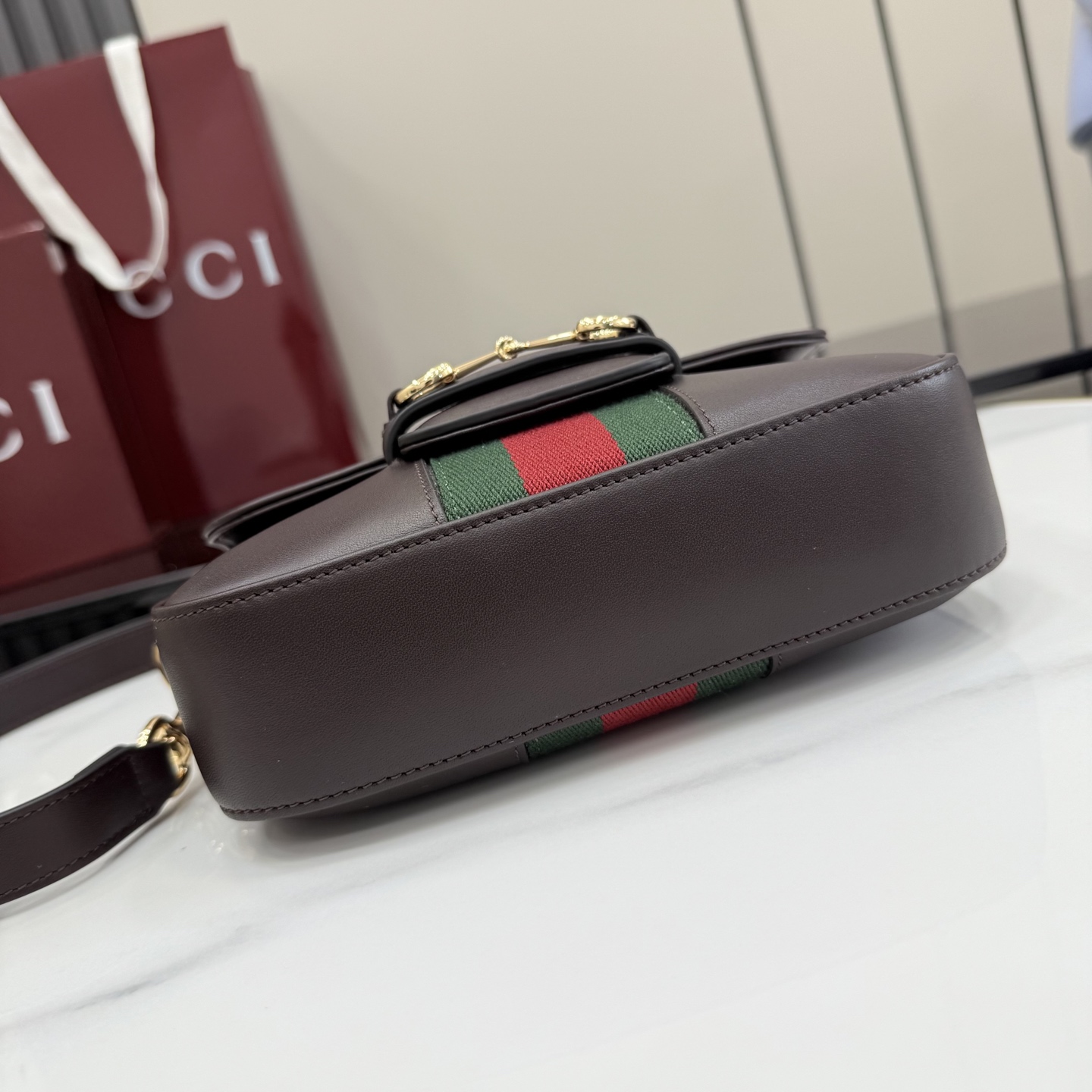 Gucci 2026春夏系列全新上市 Gucci Horsebit 1955 系列包袋呈现柔韧雅致的廓形