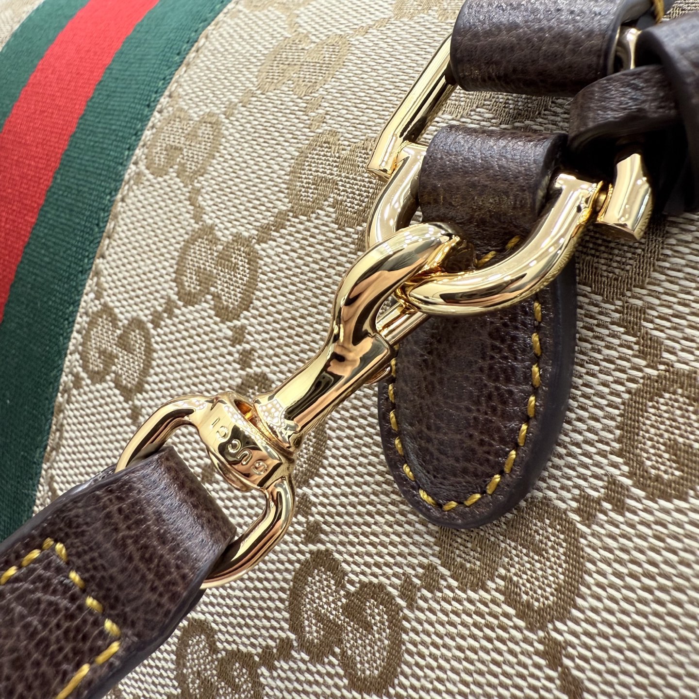 Gucci Generation Gucci系列深入探索品牌的典藏元素 将不同年代的设计融合成一种美学叙事