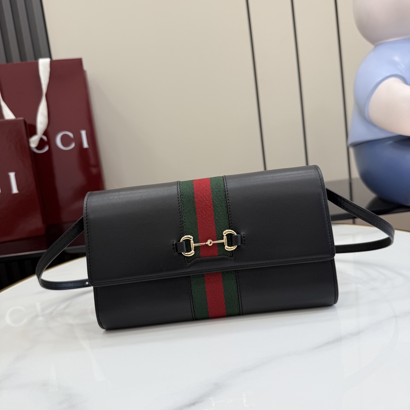 Портмоне Gucci с ремешком