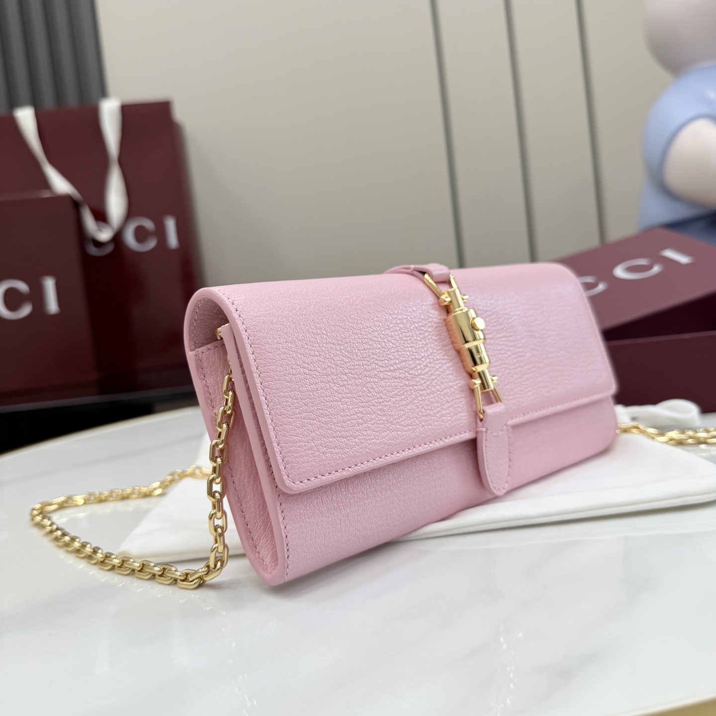 Портмоне Gucci розовое с цепочкой