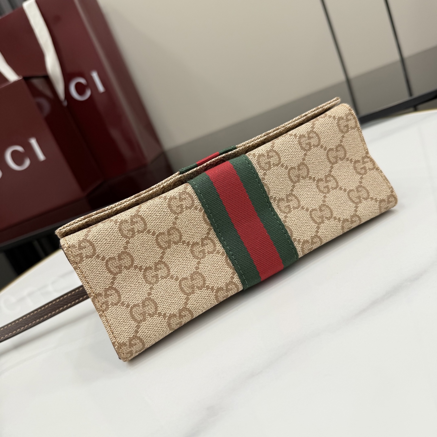 Gucci Beige GG Supreme canvas with green-red-green stripe crossbody everyday