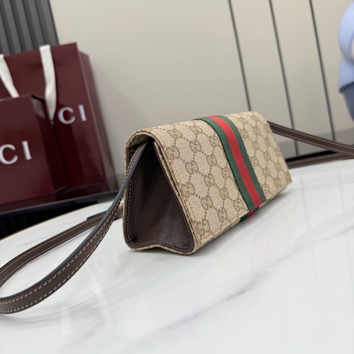 Gucci Beige GG Supreme canvas with green-red-green stripe crossbody everyday