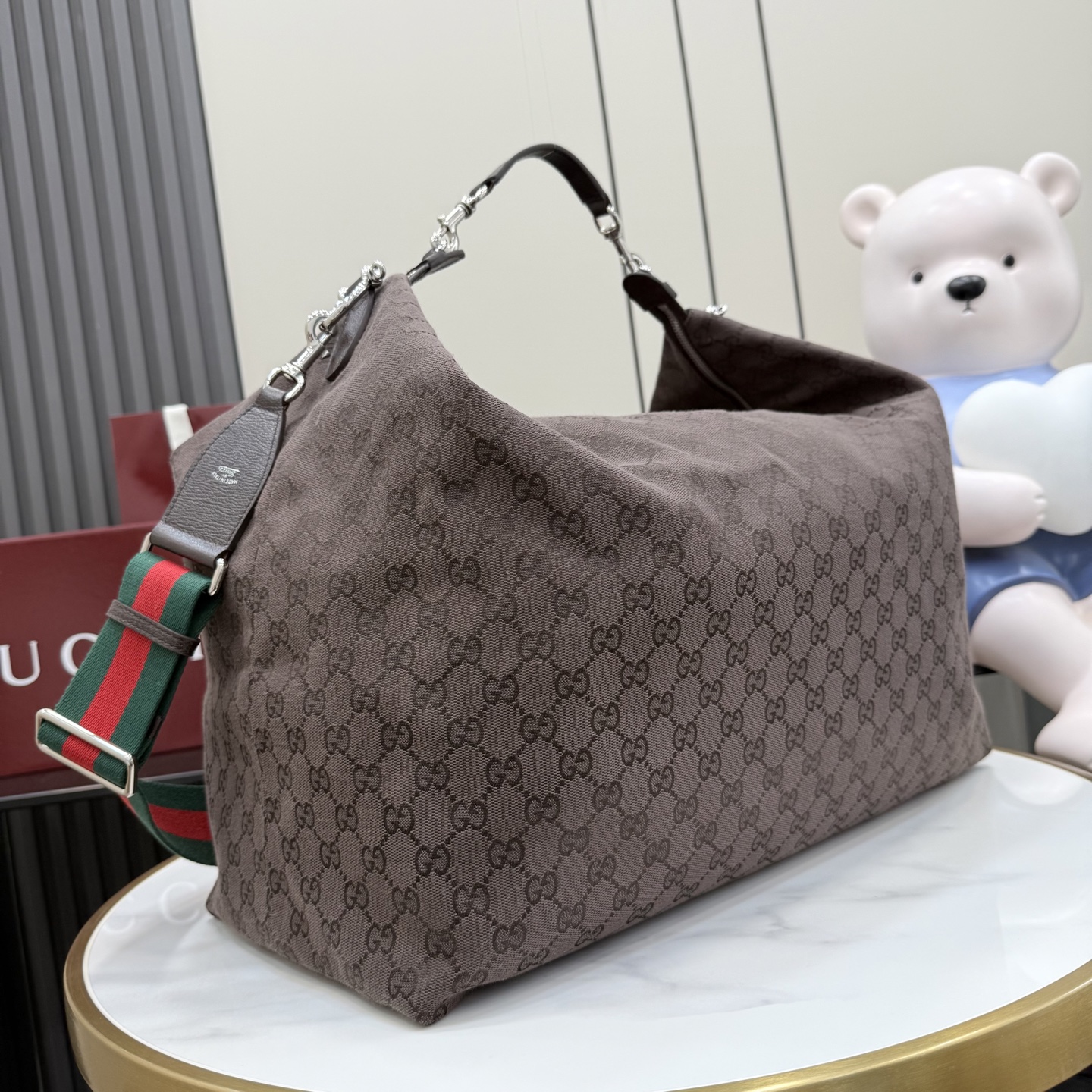 Сумка Gucci с монограммой