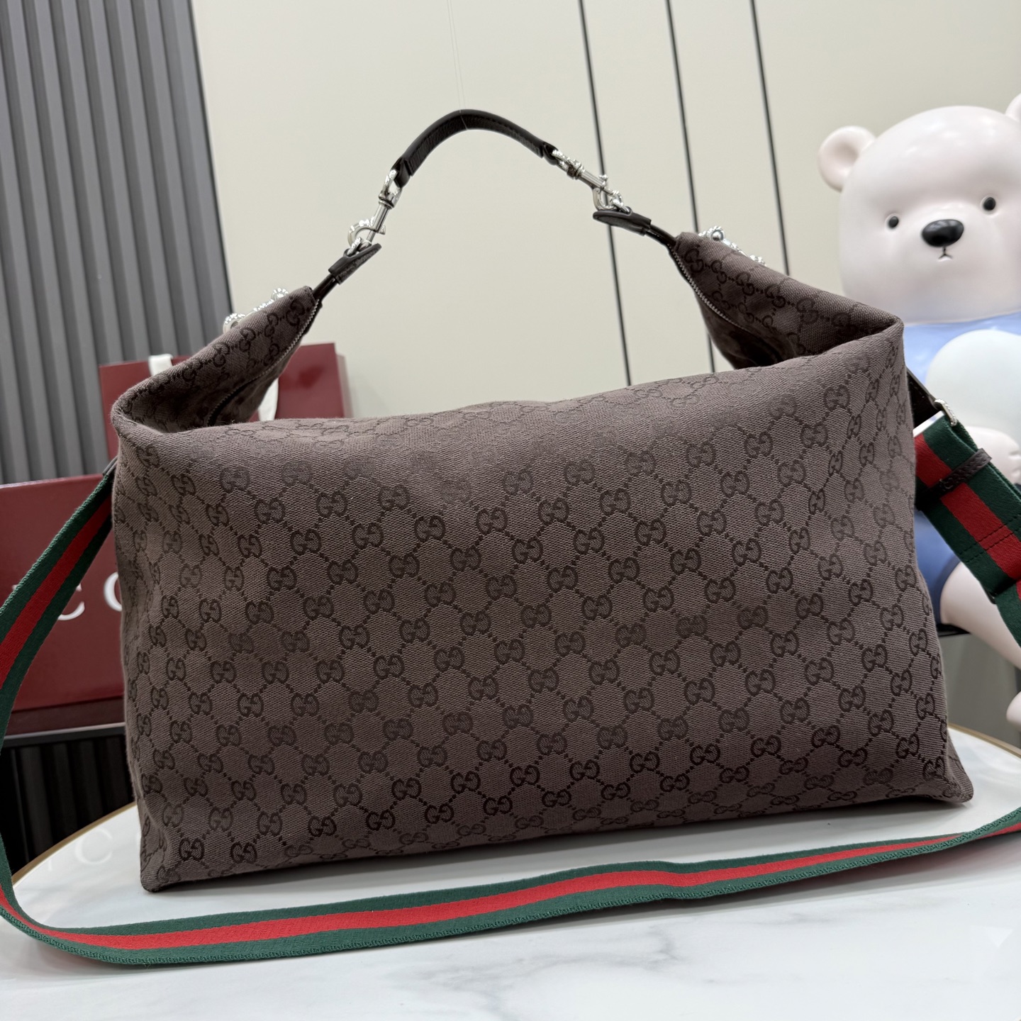 Сумка Gucci с монограммой