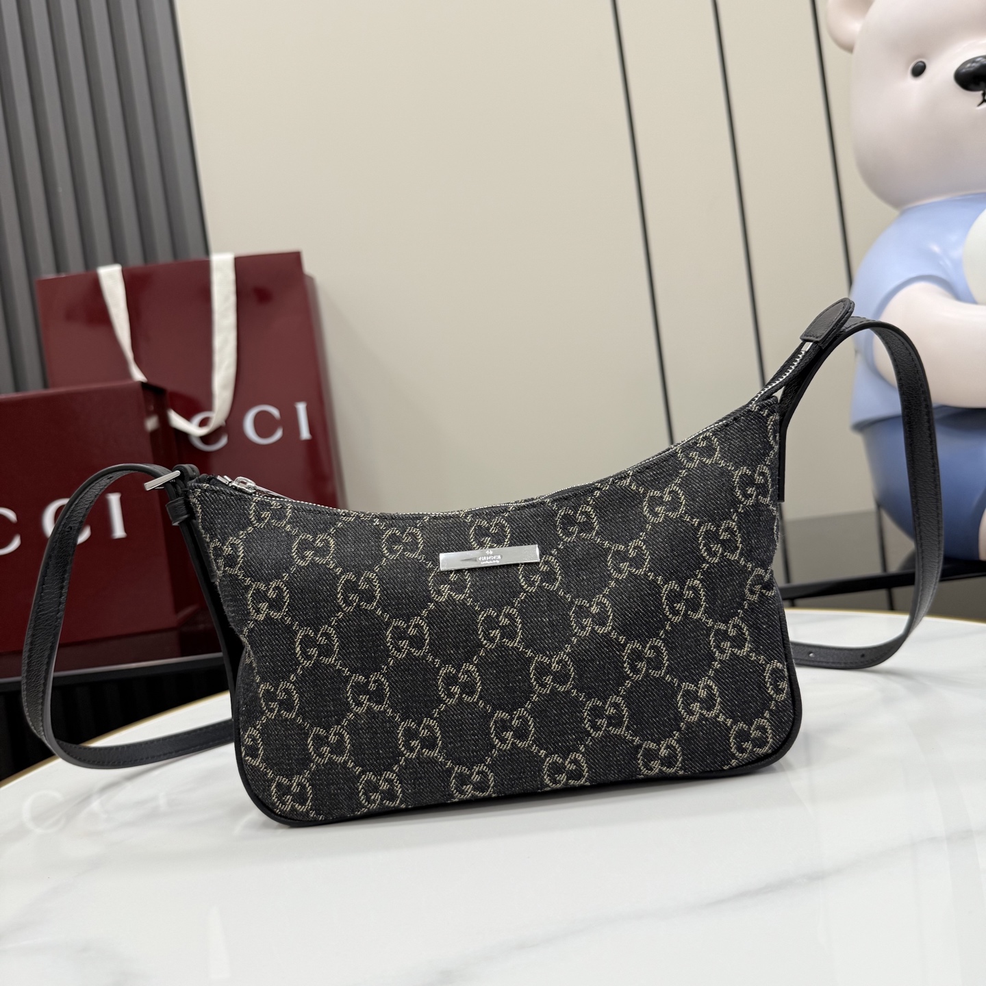 gucci lady lunetta black gg denim shoulder bag