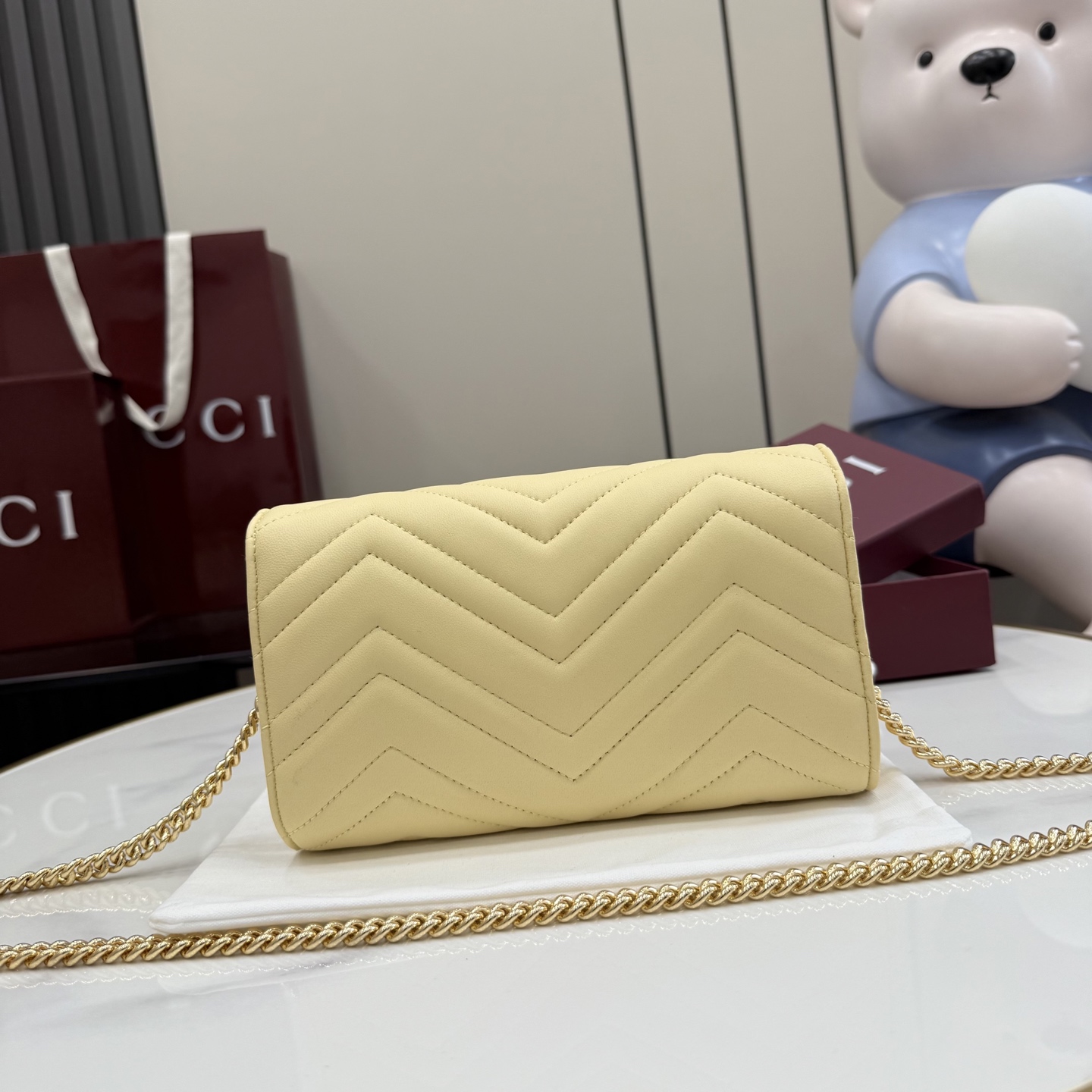 gucci gg marmont light yellow wallet on chain