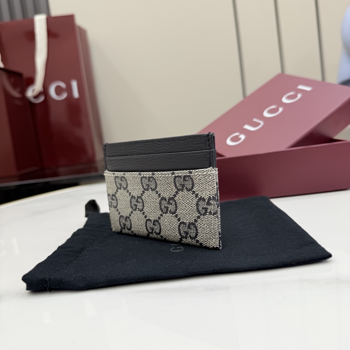 gucci essence classic blue gg canvas card case