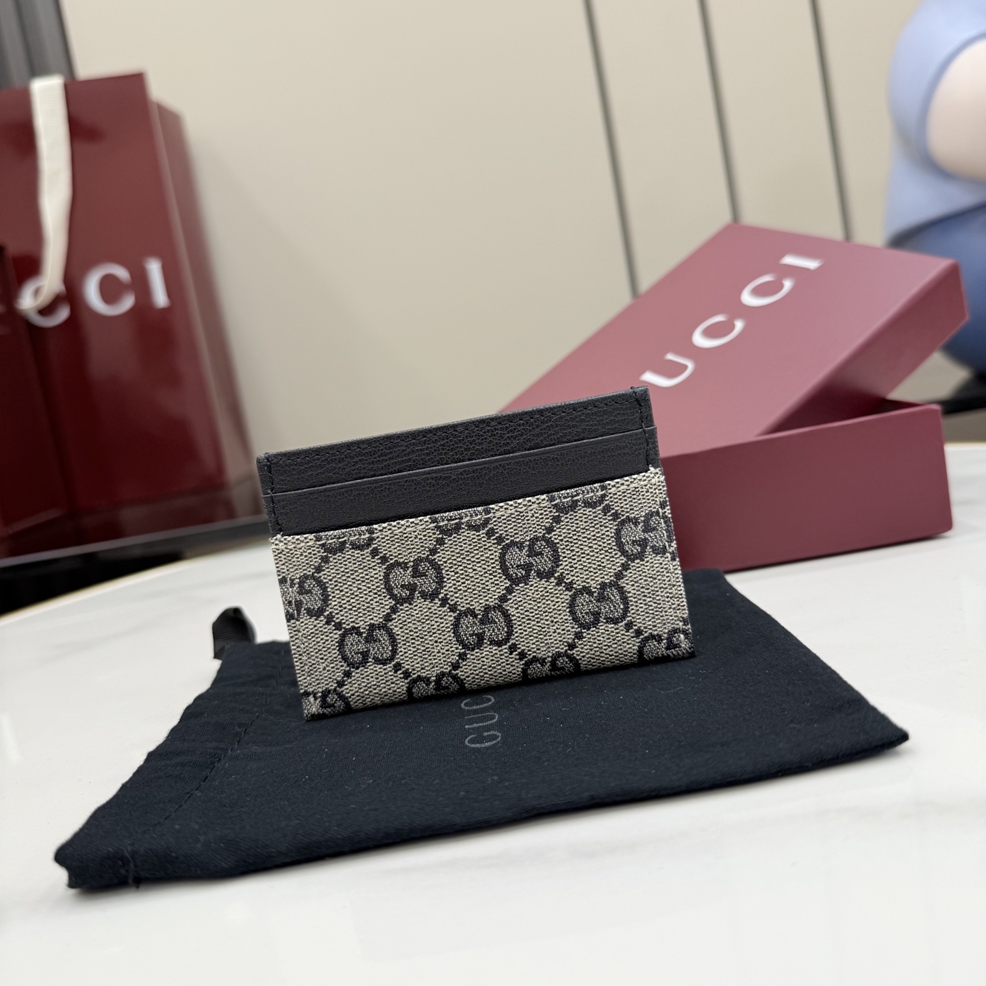 gucci essence classic blue gg canvas card case